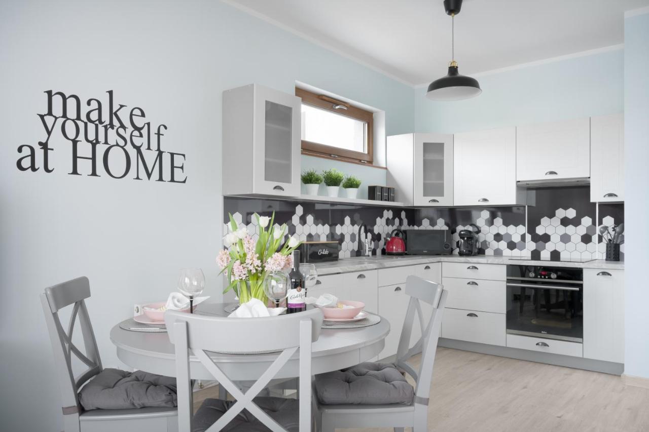 Ferienwohnung Nowoczesny I Komfortowy Apartament Na Platanie Swinemünde Exterior foto